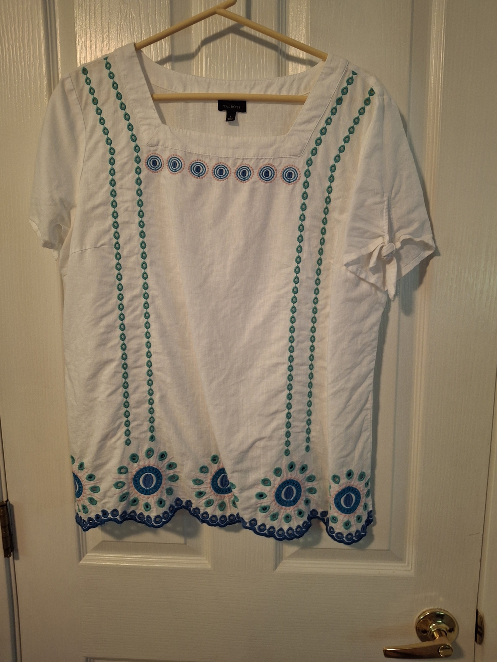 Talbots White Linen Cotton Embroidered Short-Sleeve Top with Blue & Teal Accents